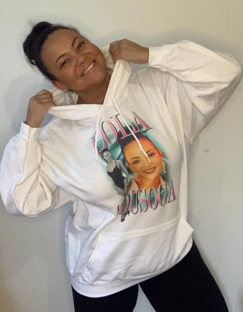 Lola Odusoga huppari