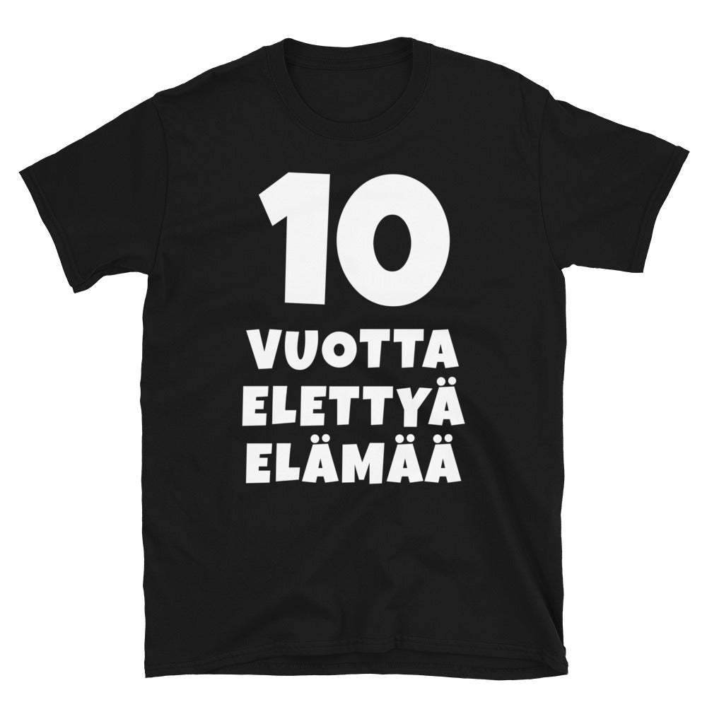10 vuotta elettyä elämää t-paita