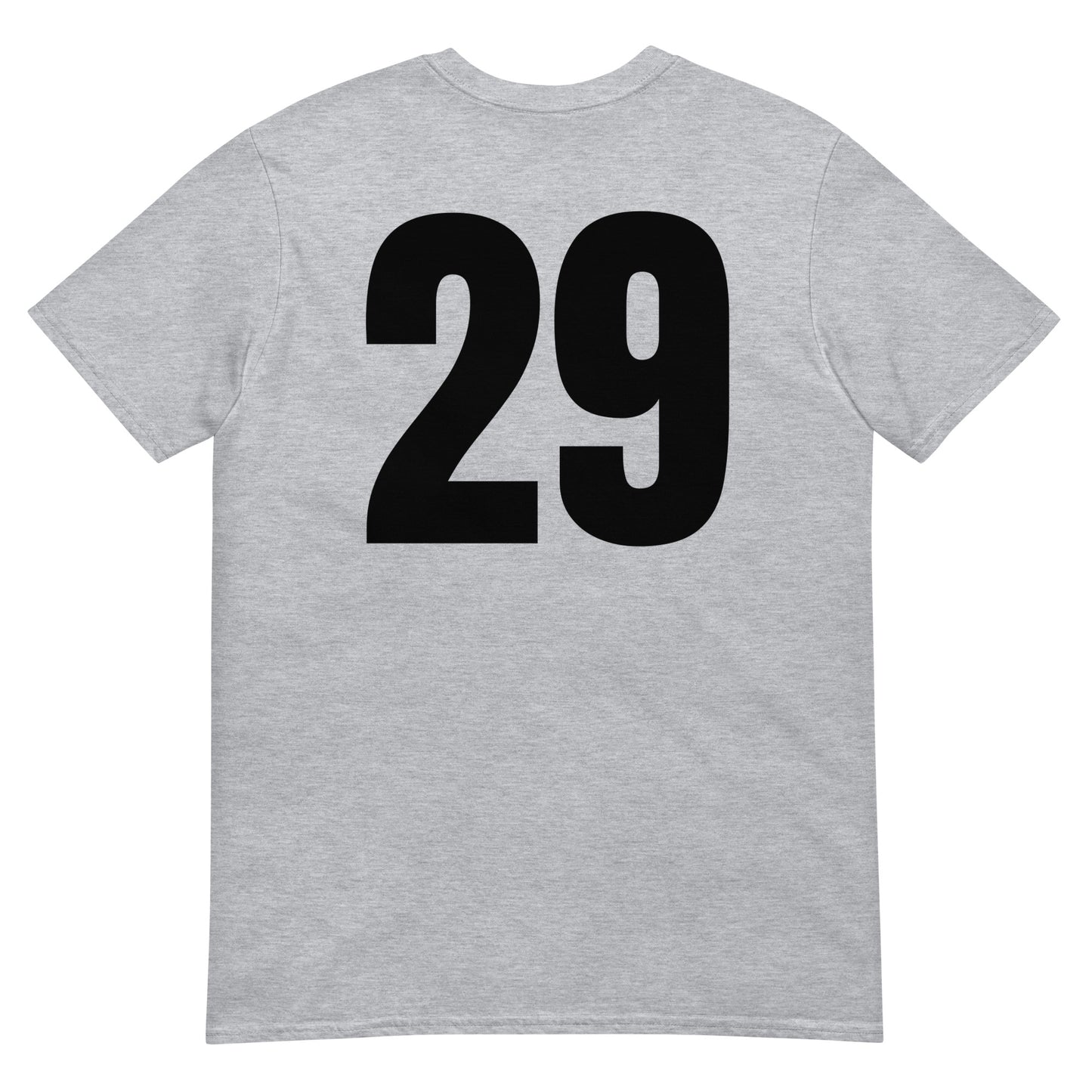 Numero 29 selässä t-paita