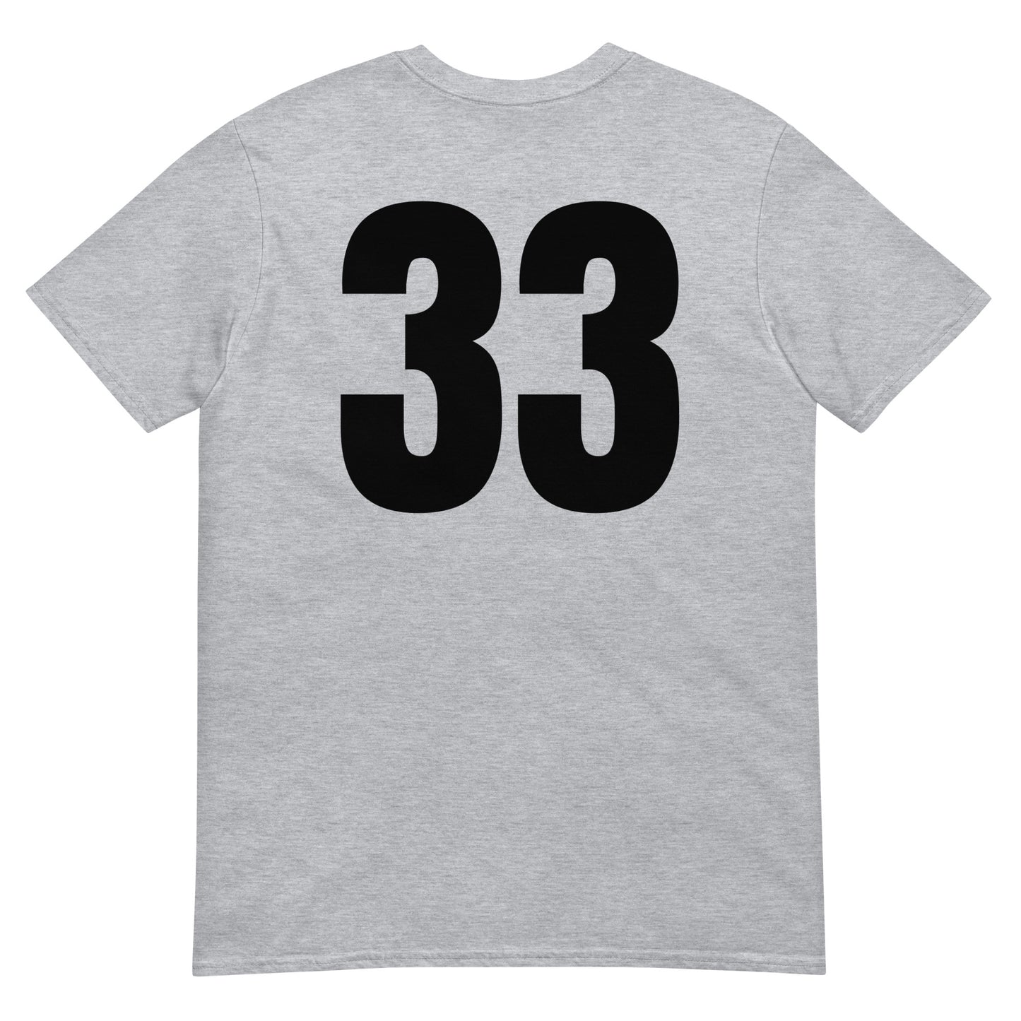 Numero 33 selässä t-paita