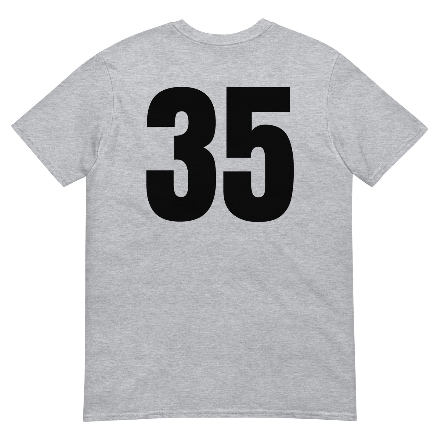 Numero 35 selässä t-paita