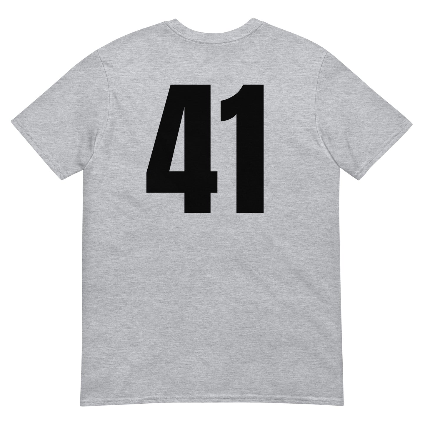Numero 41 selässä t-paita