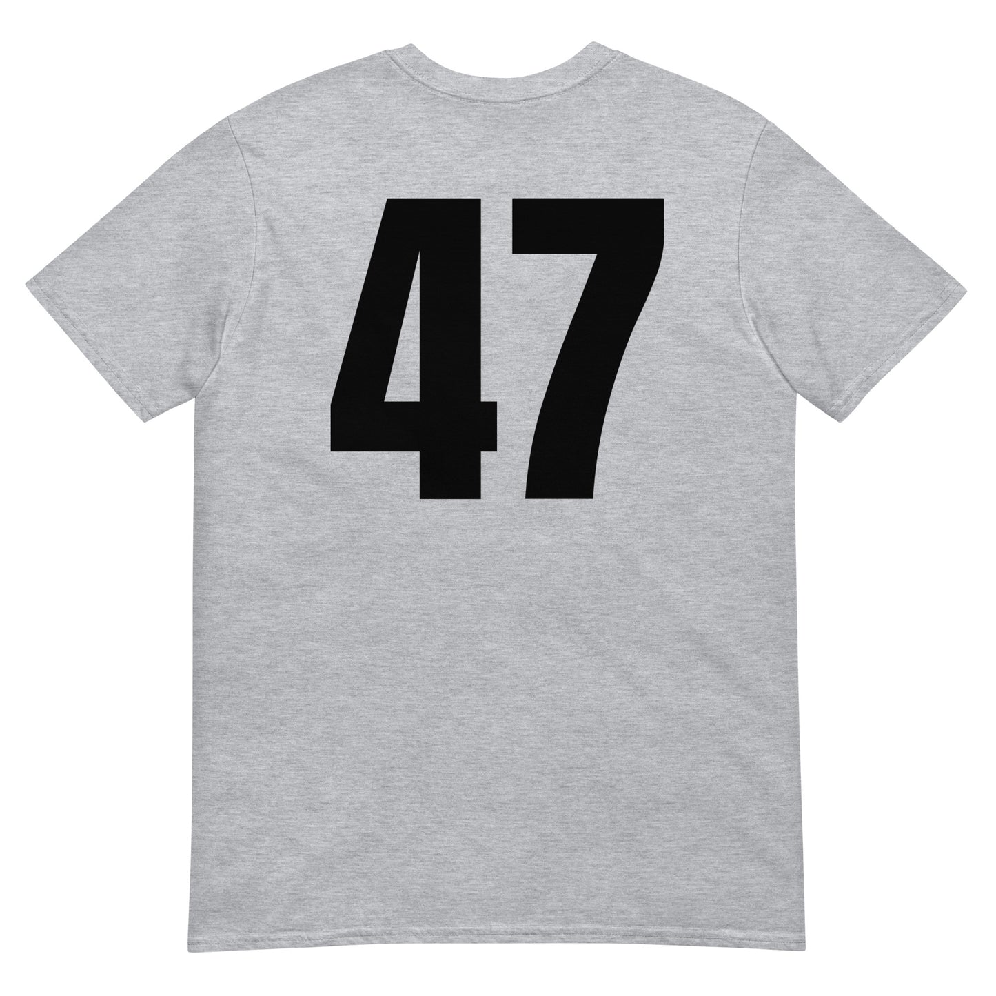 Numero 47 selässä t-paita