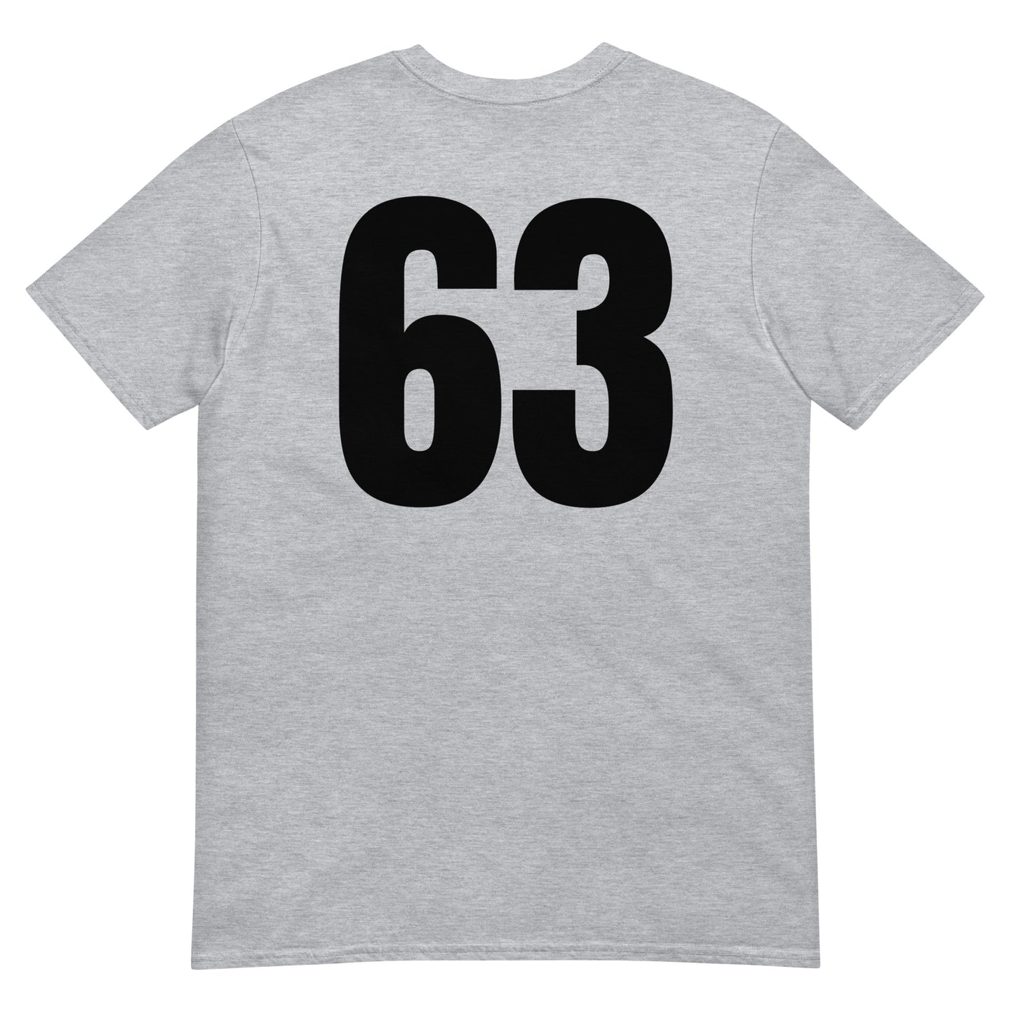 Numero 63 selässä t-paita
