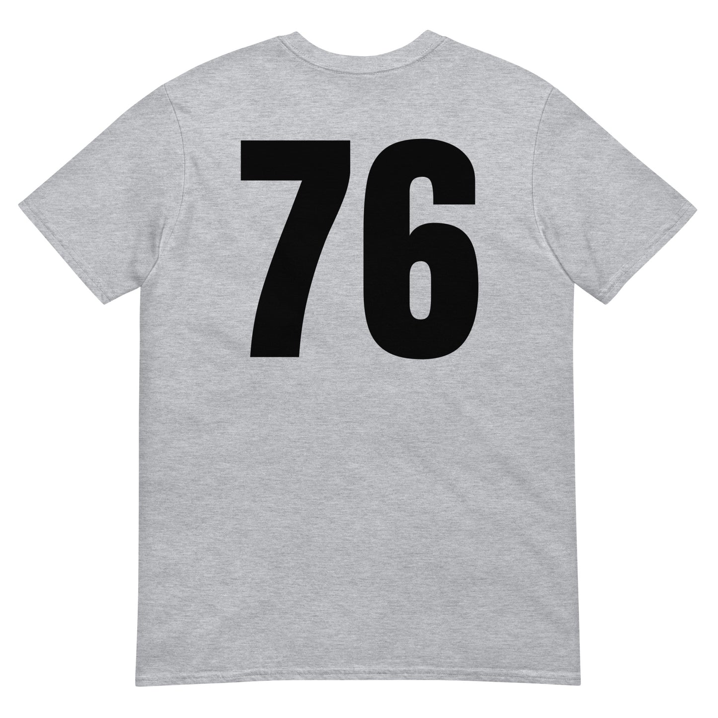 Numero 76 selässä t-paita