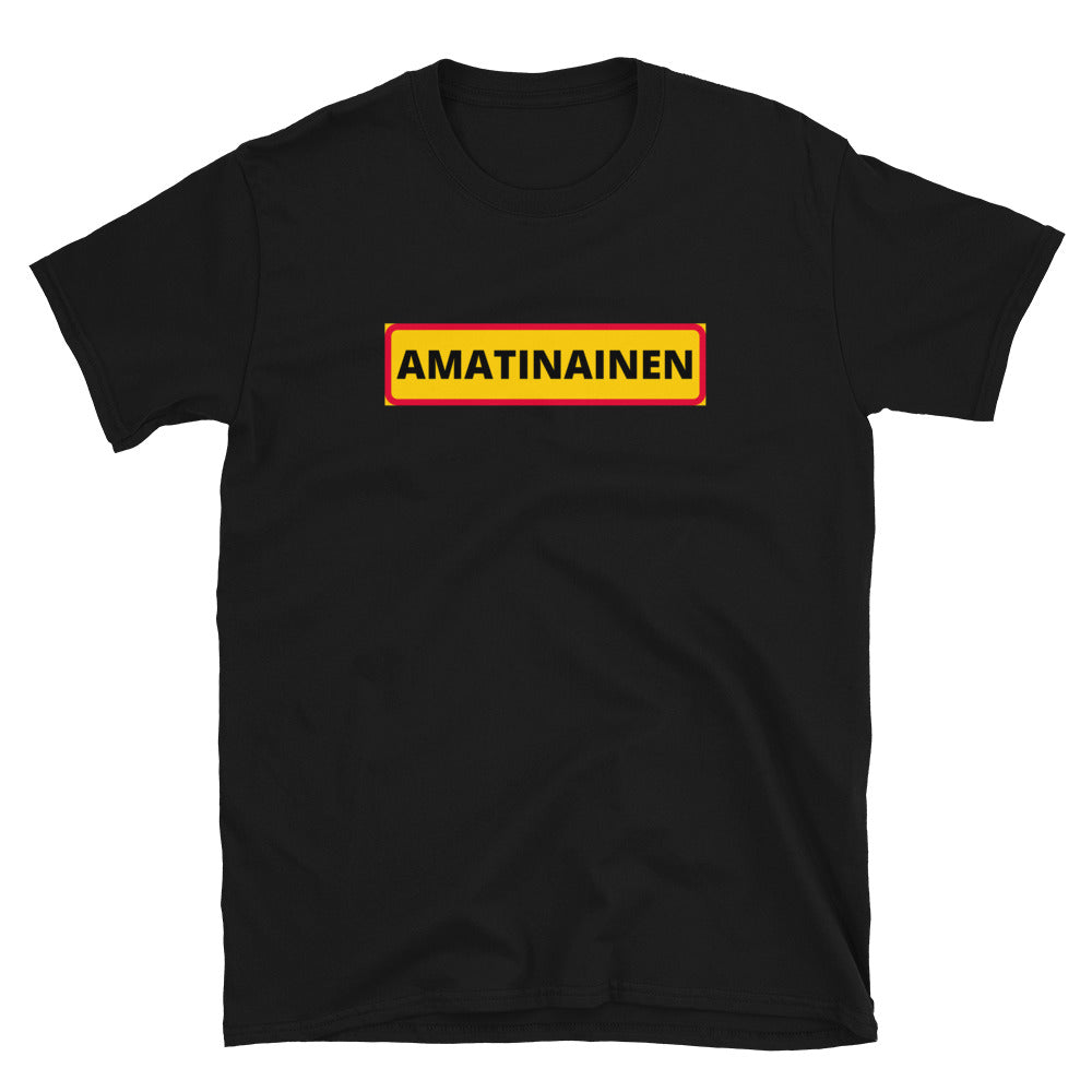 Amatinainen t-paita