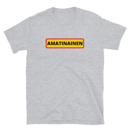 Amatinainen t-paita