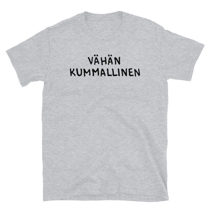 Vähän kummallinen t-paita