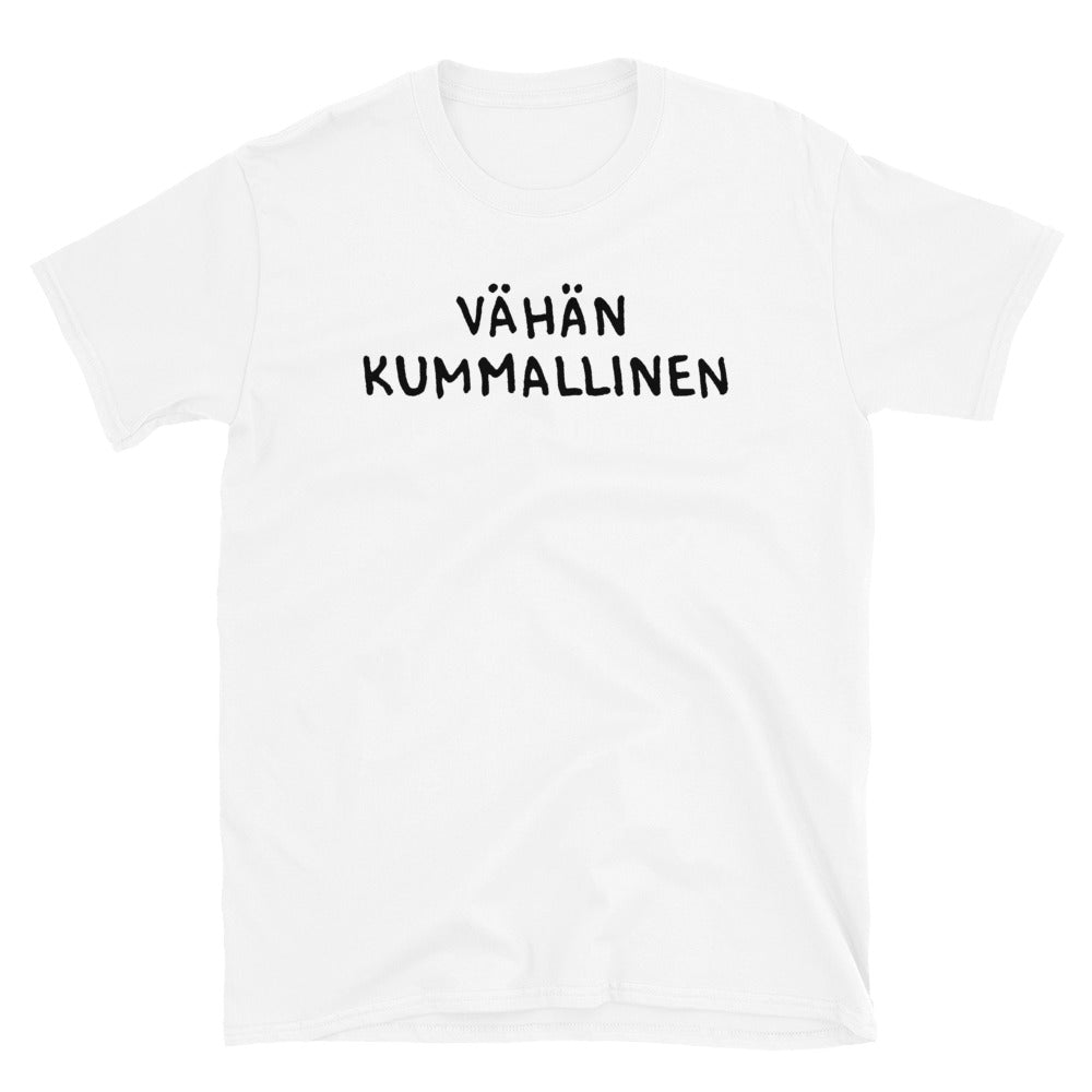 Vähän kummallinen t-paita