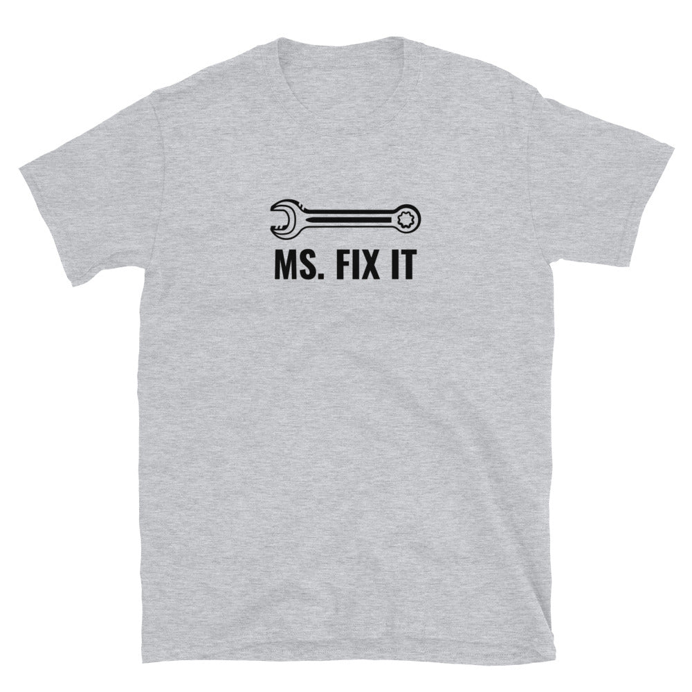 Ms. Fix it t-paita