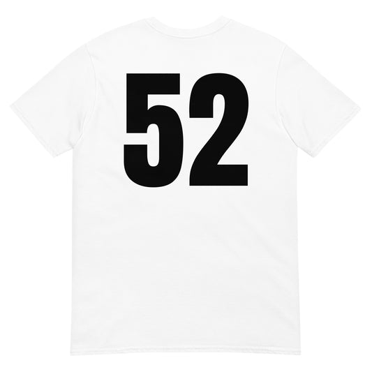 Numero 52 selässä t-paita