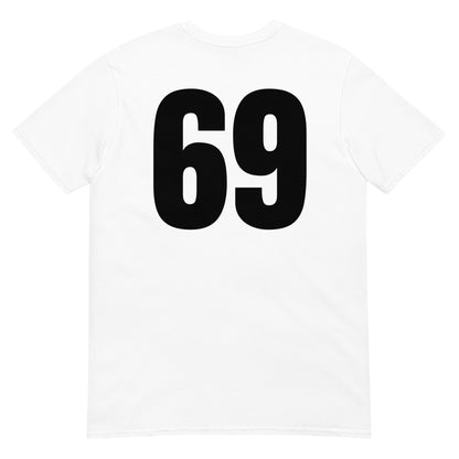 Numero 69 selässä t-paita