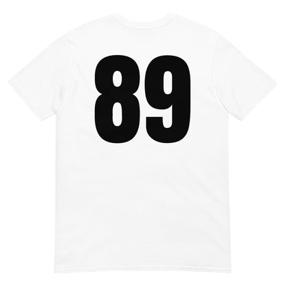 Numero 89 selässä t-paita